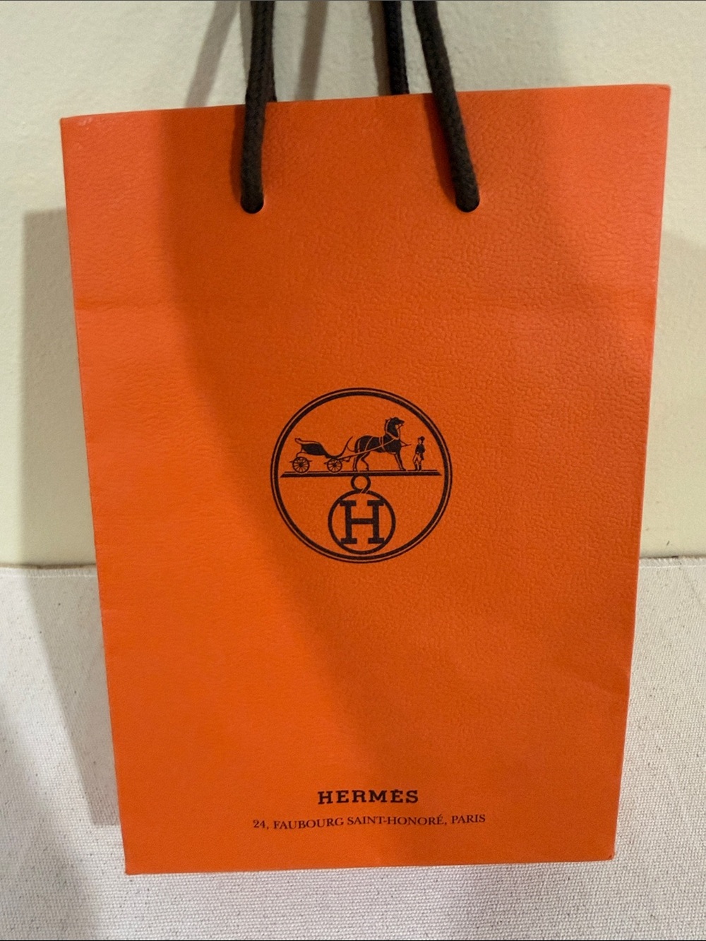 Authentic Hermes Orange Shopping Bag with brown Handles Hermes gift bags - Picture 2 of 10